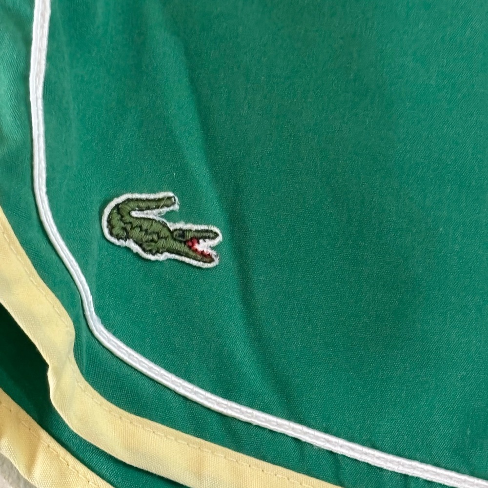 Authentic Vintage Izod Lacoste Men's Runner Shorts - Size Medium - Picture 4 of 9